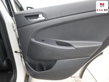 2016 - hyundai tucson
