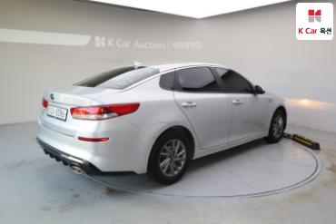 2019 - kia k5