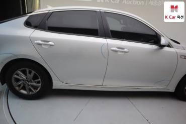 2019 - kia k5