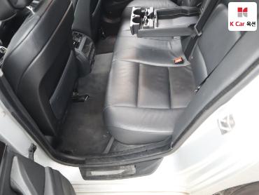 2011 - bmw 5 series