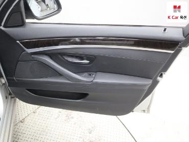2011 - bmw 5 series