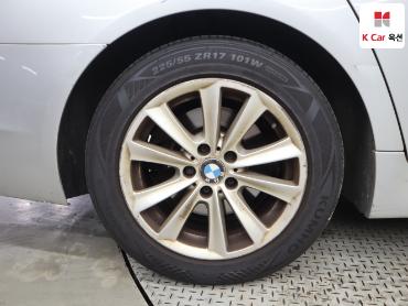 2011 - bmw 5 series