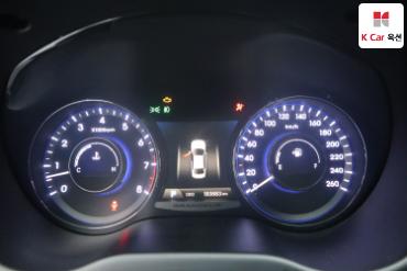 2011 - hyundai grandeur