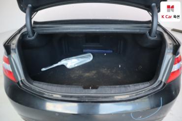 2011 - hyundai grandeur
