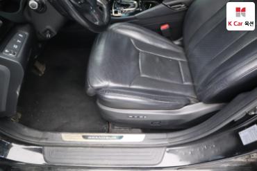 2011 - hyundai grandeur