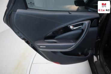 2011 - hyundai grandeur