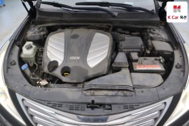 2011 - hyundai grandeur