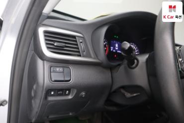 2020 - kia k5
