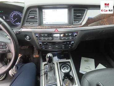 2016 - hyundai g330
