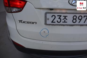2011 - hyundai tucson