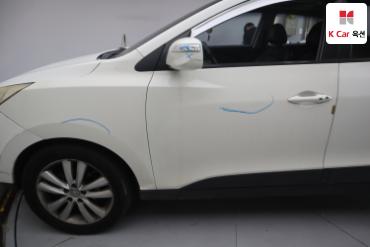 2011 - hyundai tucson