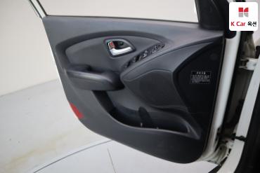 2011 - hyundai tucson