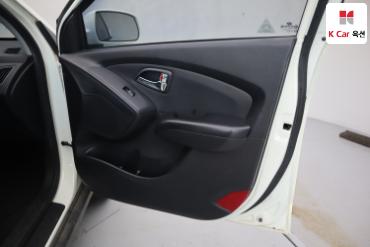 2011 - hyundai tucson