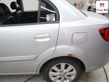 2010 - kia pride