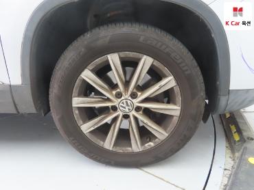2015 - volkswagen tiguan