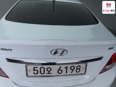 2014 - hyundai accent