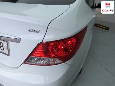 2014 - hyundai accent