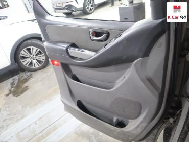2013 - hyundai grand starex