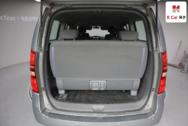 2011 - hyundai grand starex