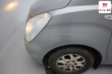 2011 - hyundai grand starex