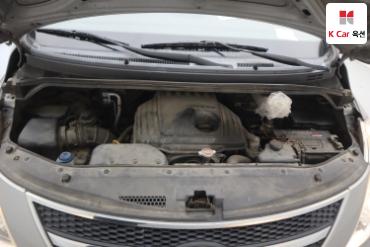 2011 - hyundai grand starex