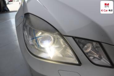 2010 - mercedes-benz e300