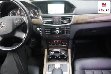 2010 - mercedes-benz e300
