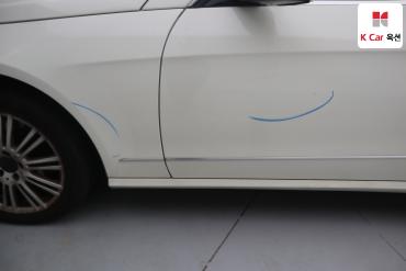 2010 - mercedes-benz e300