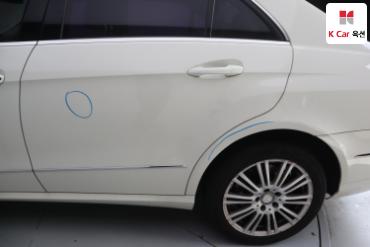 2010 - mercedes-benz e300