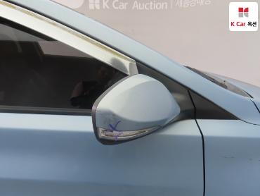 2011 - hyundai avante