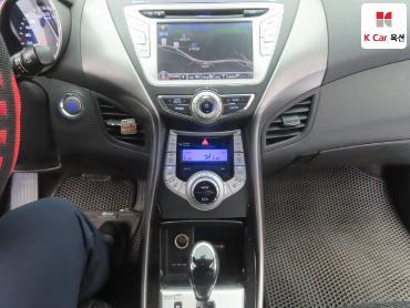2011 - hyundai avante