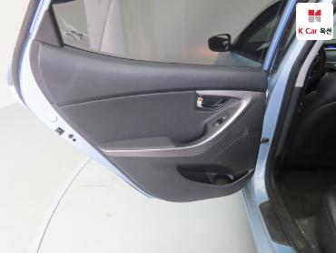 2011 - hyundai avante