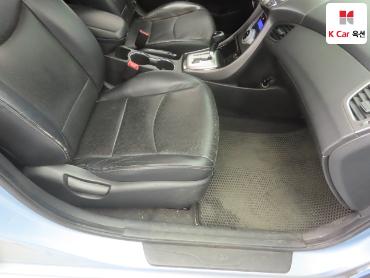 2011 - hyundai avante