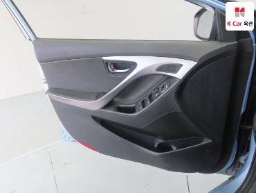 2011 - hyundai avante