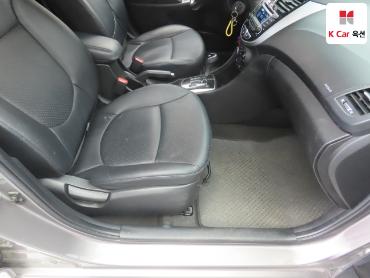 2018 - hyundai accent