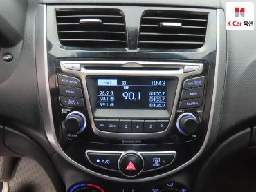 2018 - hyundai accent