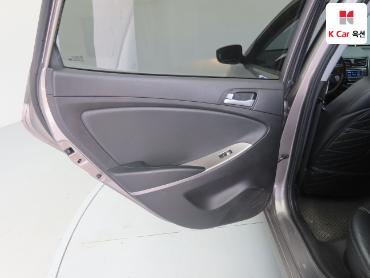 2018 - hyundai accent
