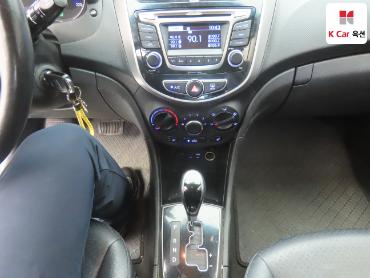 2018 - hyundai accent