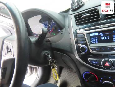 2018 - hyundai accent