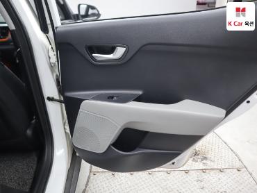 2018 - kia stonic