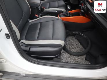 2018 - kia stonic