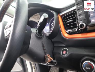 2018 - kia stonic