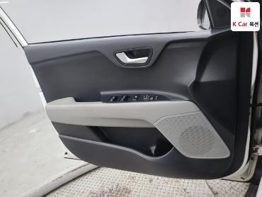 2018 - kia stonic