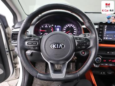 2018 - kia stonic