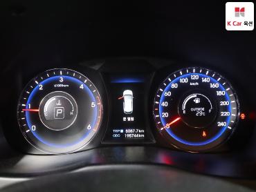 2012 - hyundai i40