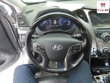 2012 - hyundai grandeur