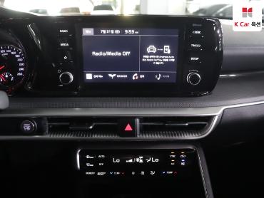 2021 - kia k5