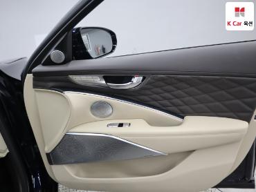 2023 - kia k9