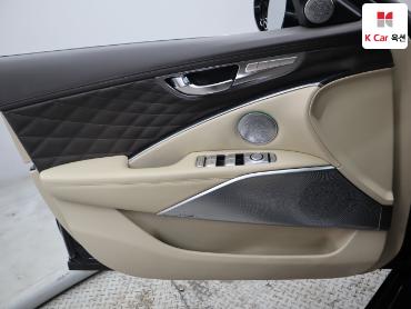 2023 - kia k9
