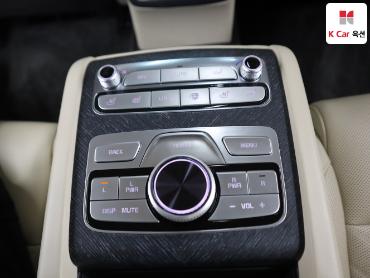 2023 - kia k9